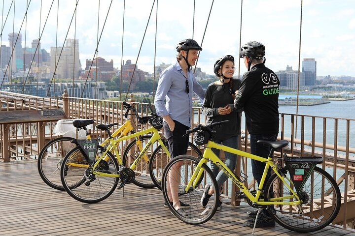 Private Brooklyn Bridge Guided Bike Tour - Photo 1 of 8